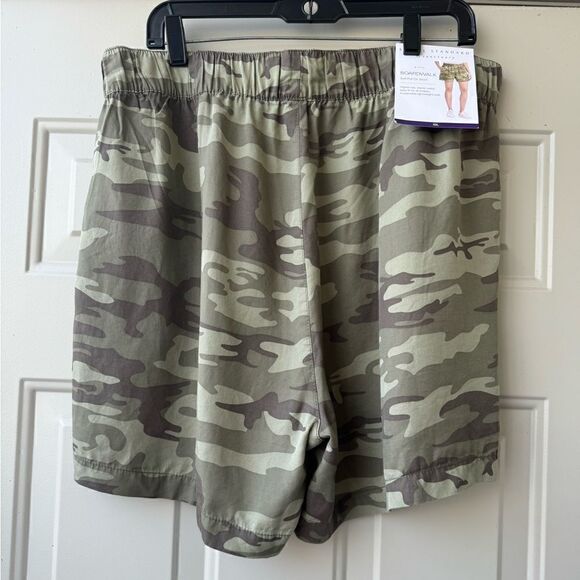 Social Standard by Sanctuary Sage Camo Soft Pull On Short Size XXL - Picture 4 of 10